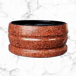 Misa na cmentarz czerwona vanga